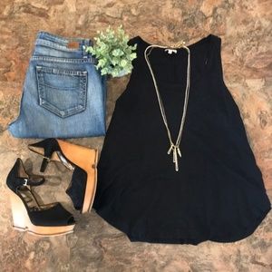 Splendid Black Tank Size Small